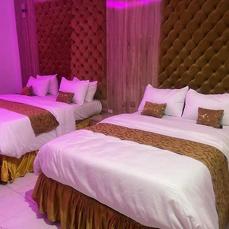 Murphy'S Mansion Resort Umuahia Bagian luar foto