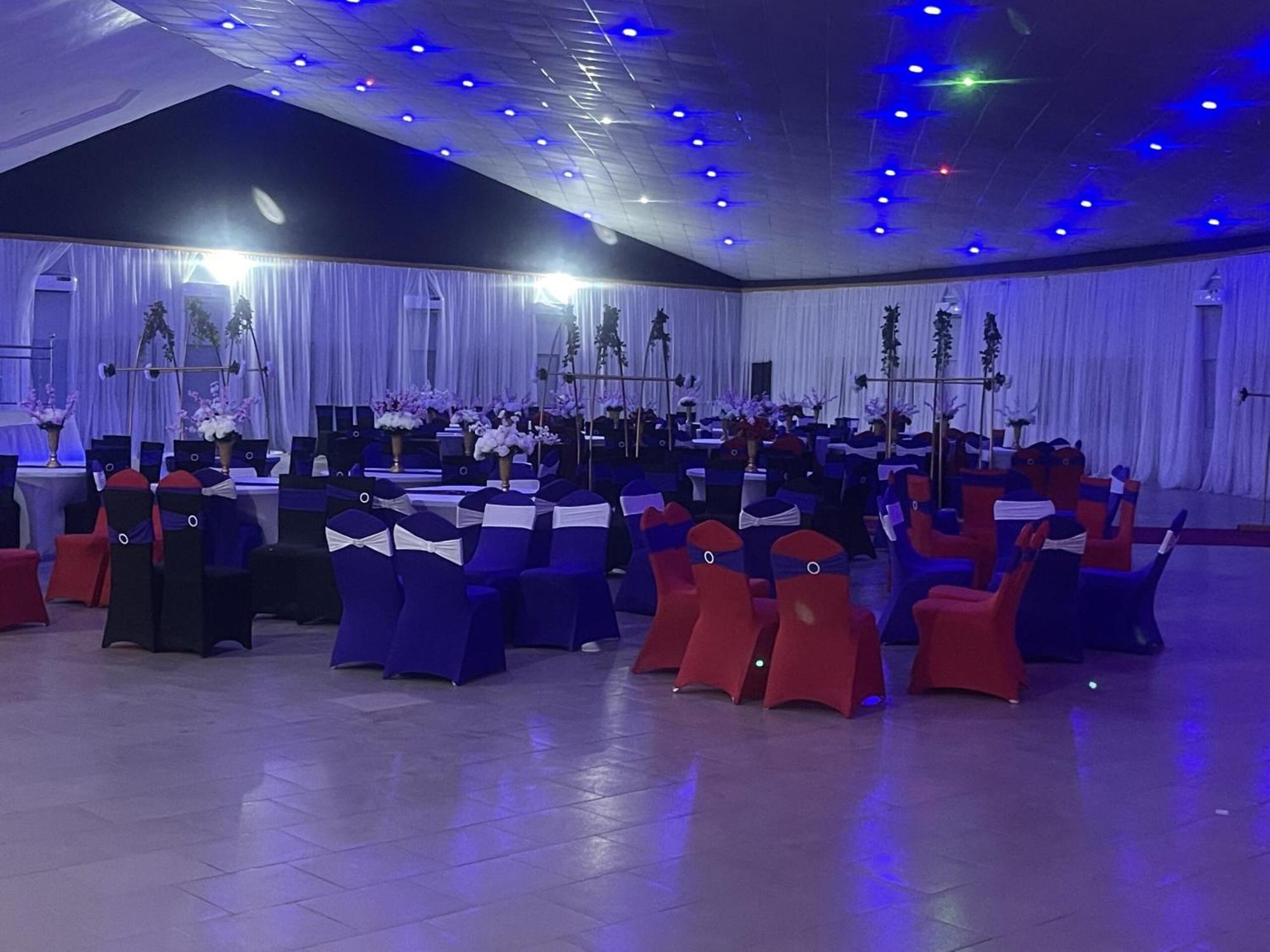 Murphy'S Mansion Resort Umuahia Bagian luar foto